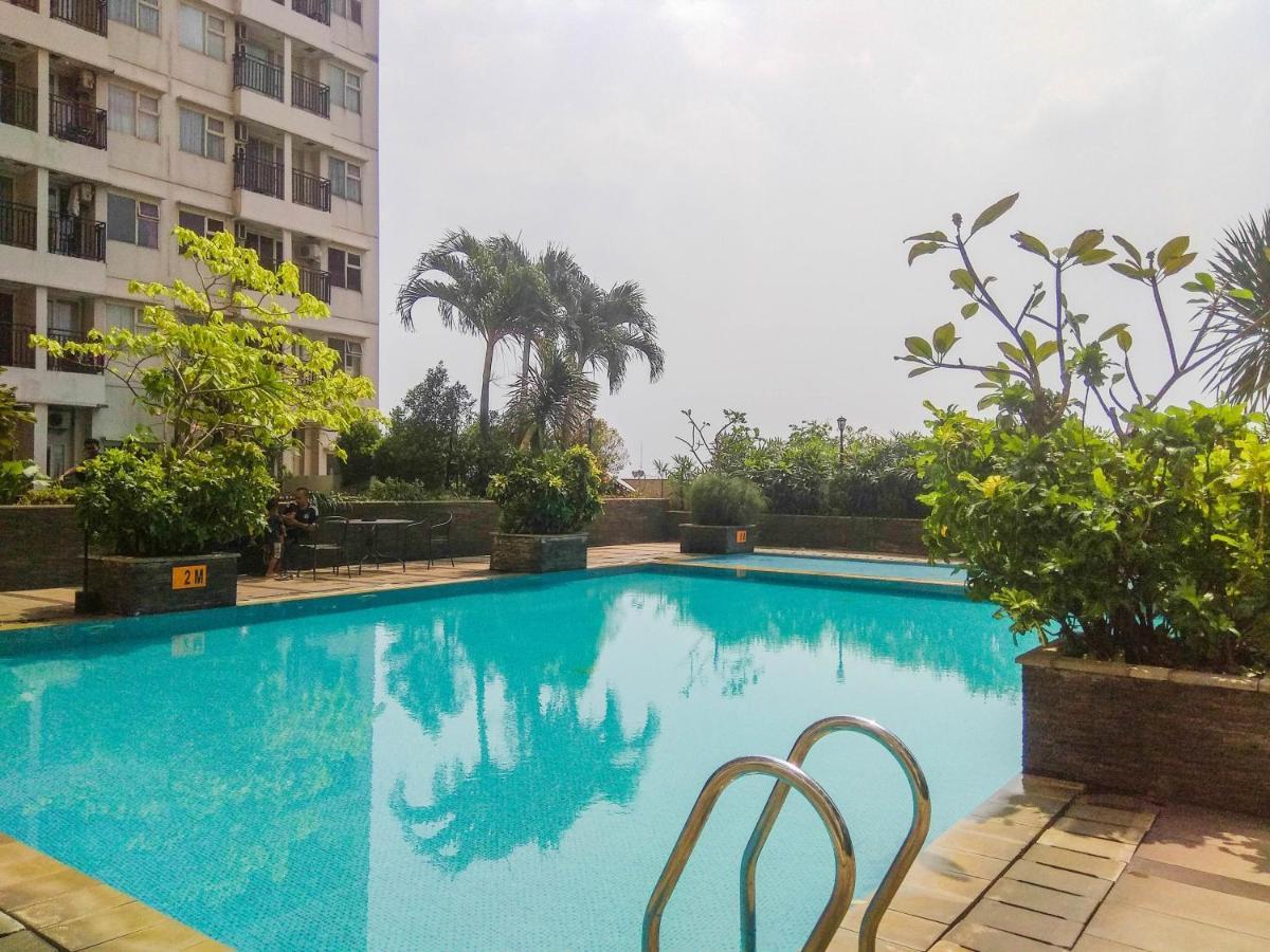 Cozy Pool View Studio Apartment At Margonda Residence 3 By Travelio Kemirimuka Tiga Exterior photo